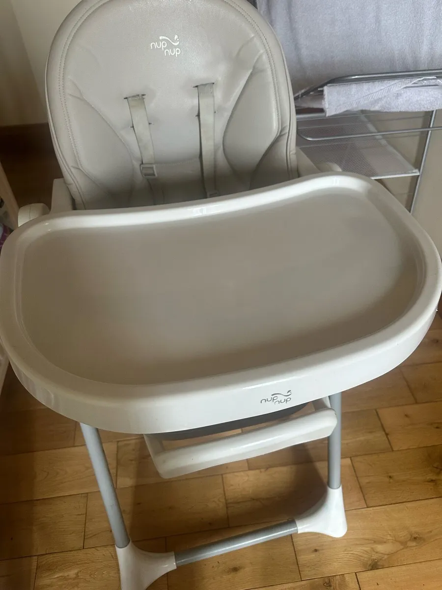 Kids high chair etc. - Image 1