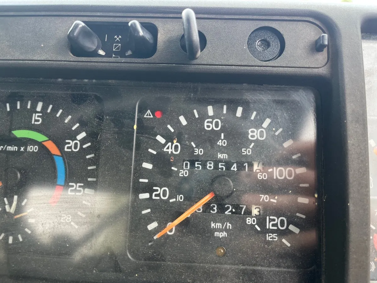 Volvo FM7 290 recovery 6x2 tag - Image 3