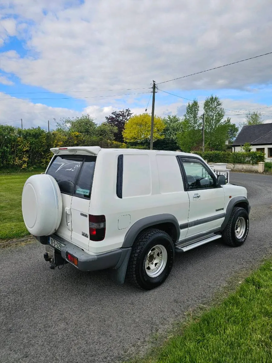 3.1 Izuzu trooper - Image 2