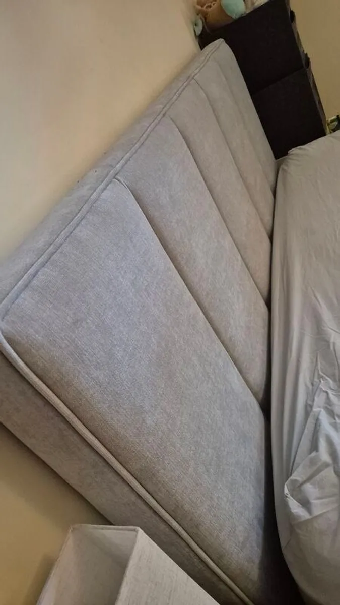 Super King Ottoman bed frame and Mattress - Image 4