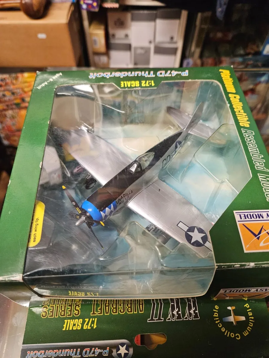 Corgi Easy Model American WW2 P47 Thunderbolt - Image 3