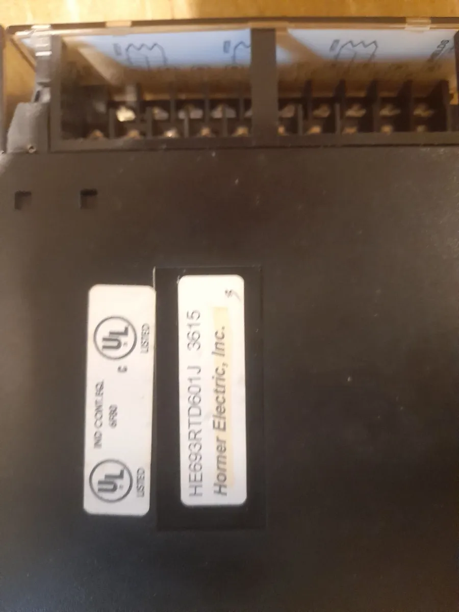 GE Fanuc 90/30 PLC  "Full system" - Image 1