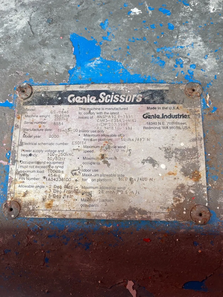 Gene Skyjack Scissor Lift - Image 4