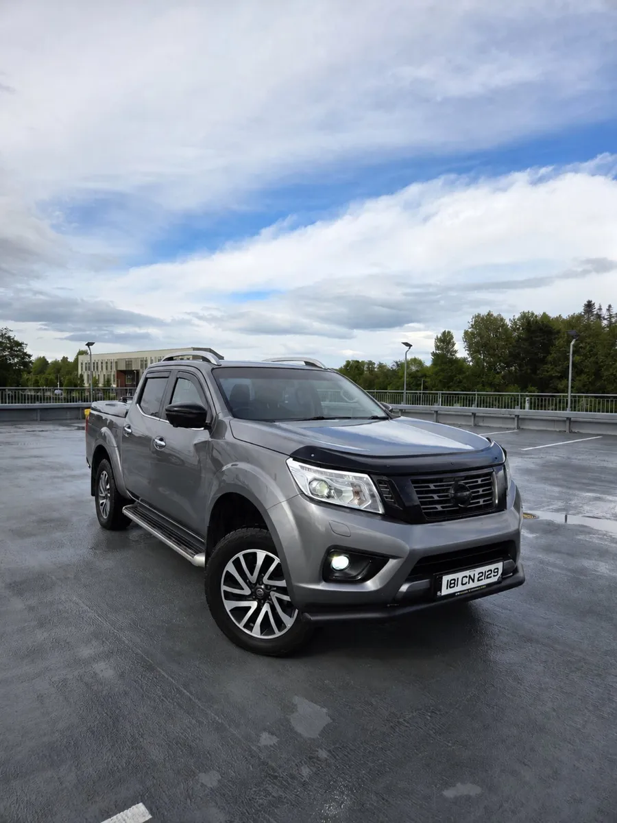 Nissan navara tekna top spec no vat - Image 2