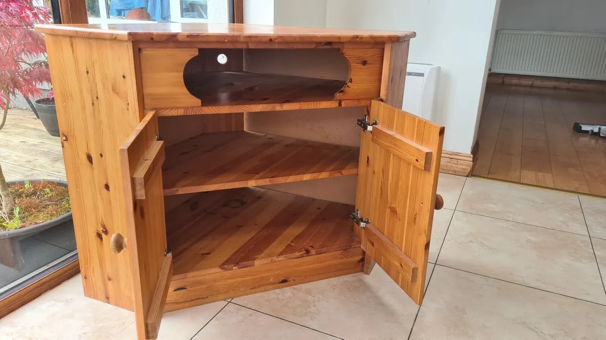 Corner tv unit - Image 3