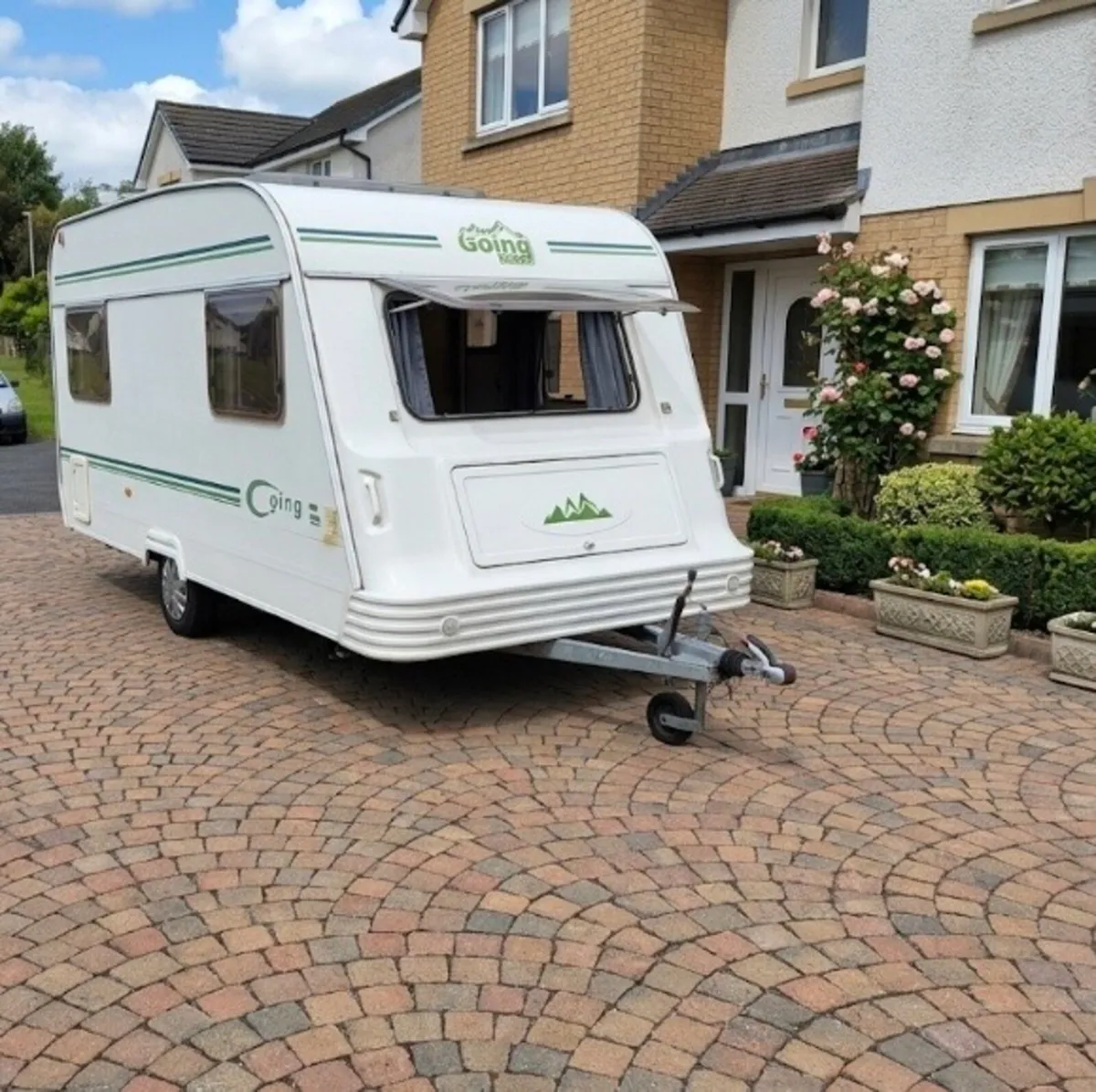 We are selling or going caravan lightweight - Image 1