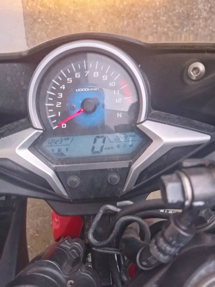 Honda CBR 250 - Image 2