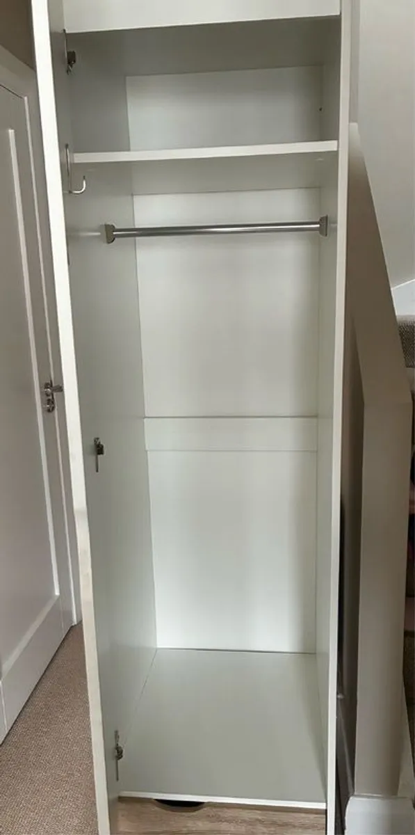 wardrobe - Image 1