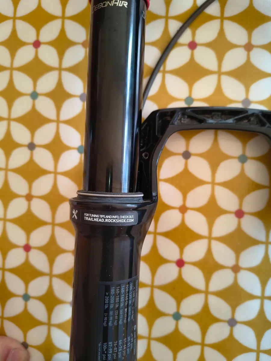 Rock Shox Sid Fork 120mm 29" with remote - Image 3