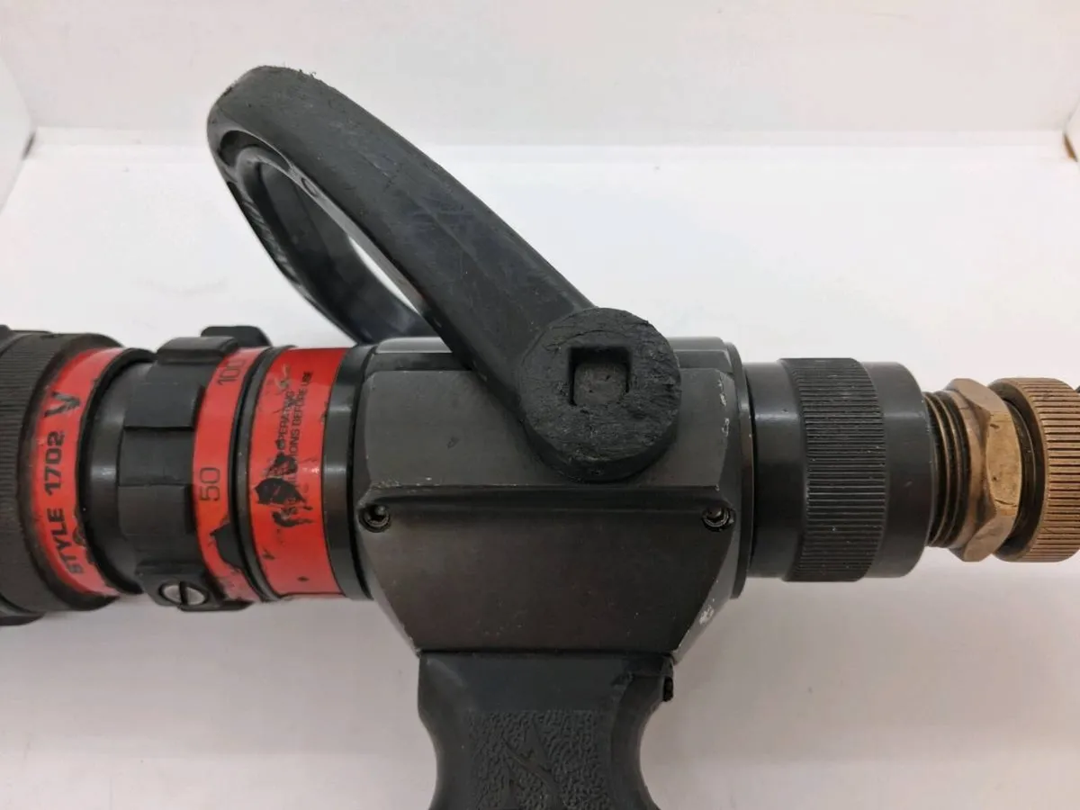 Postage - Nozzle 2 AKRON STYLE 1702 Turbojet- - Image 3