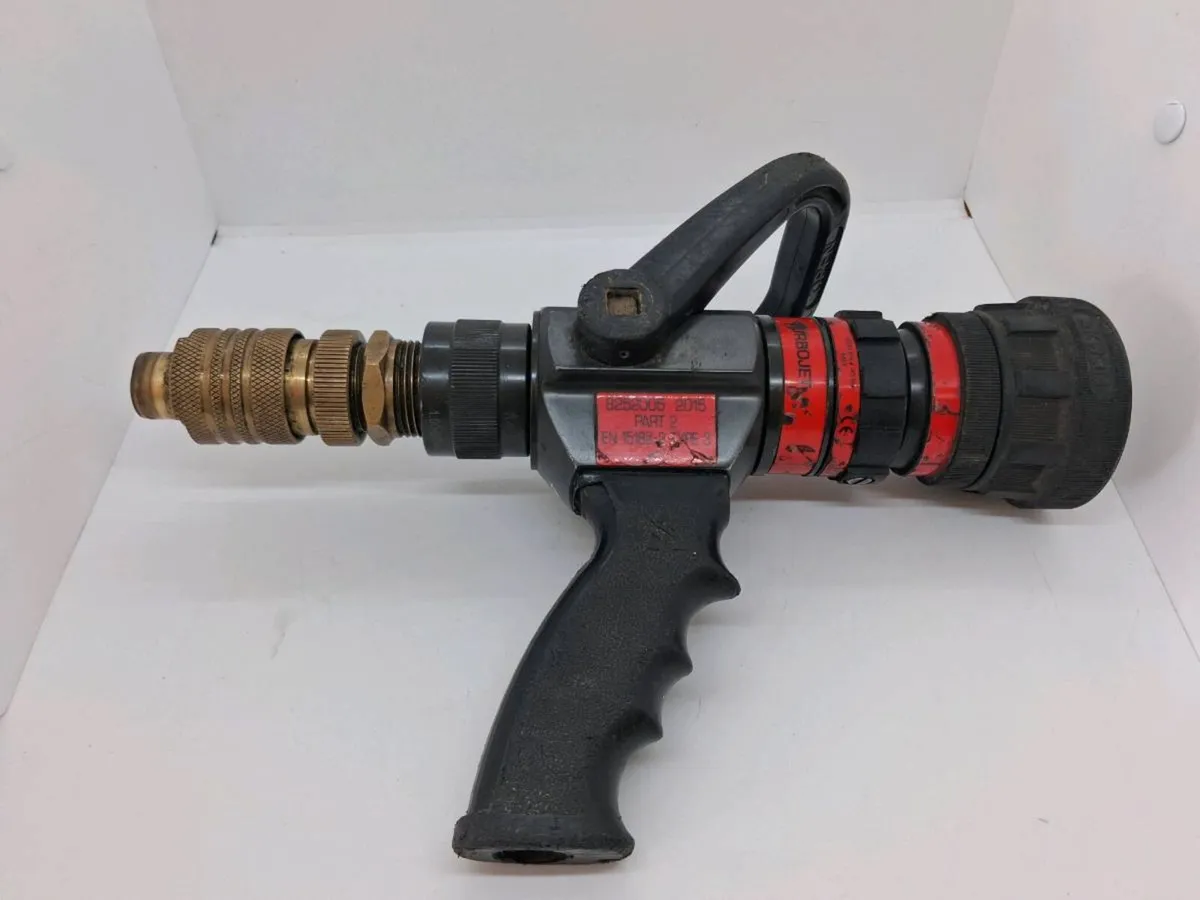 Postage - Nozzle 2 AKRON STYLE 1702 Turbojet- - Image 4