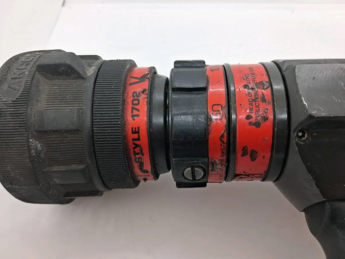 Postage - Nozzle 1 AKRON STYLE 1702 Turbojet- - Image 4