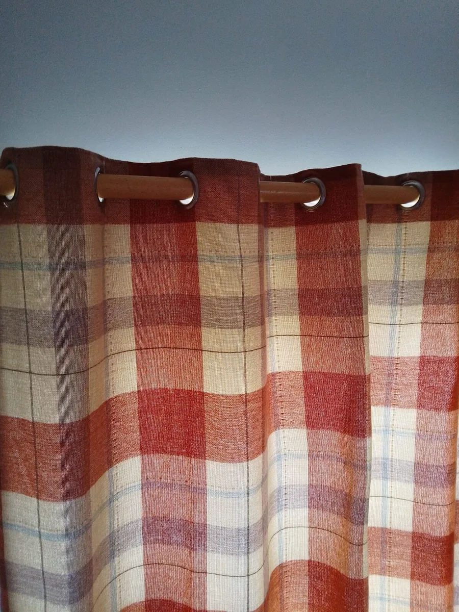 Curtains - Image 1