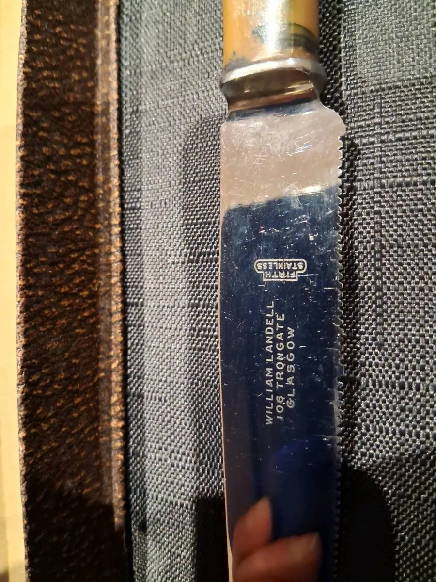 William Landell Boxed Knife - Image 2