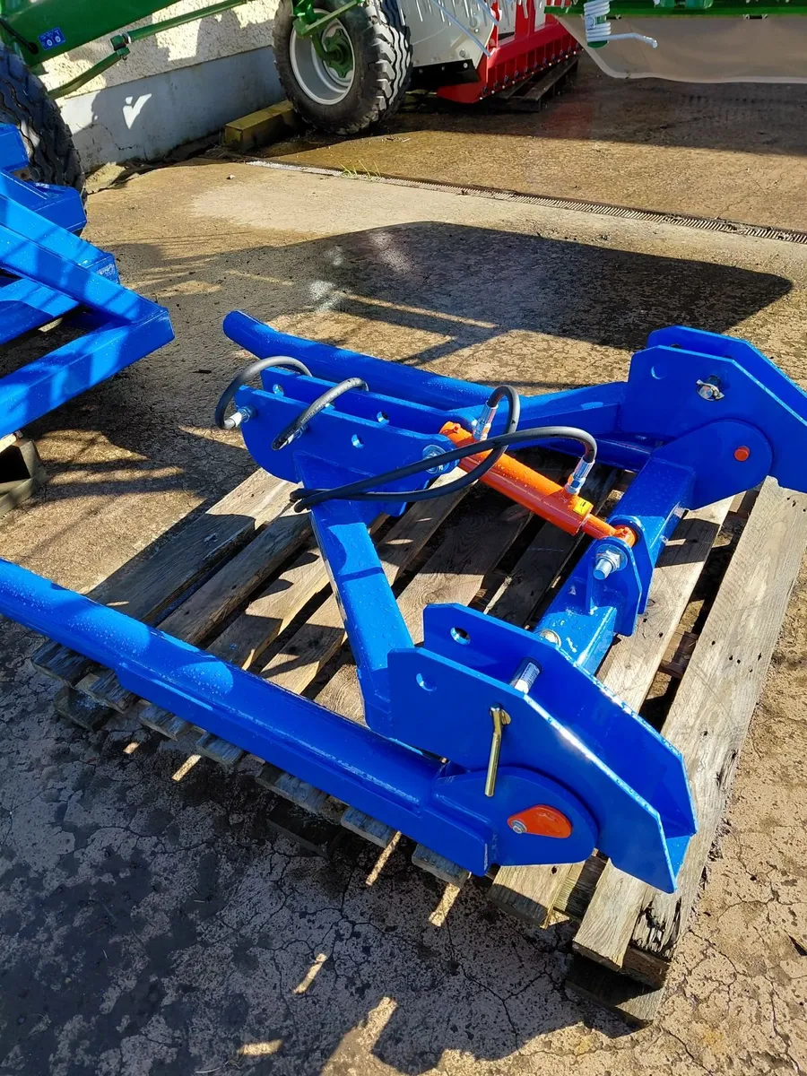 Bale lifter - Image 4