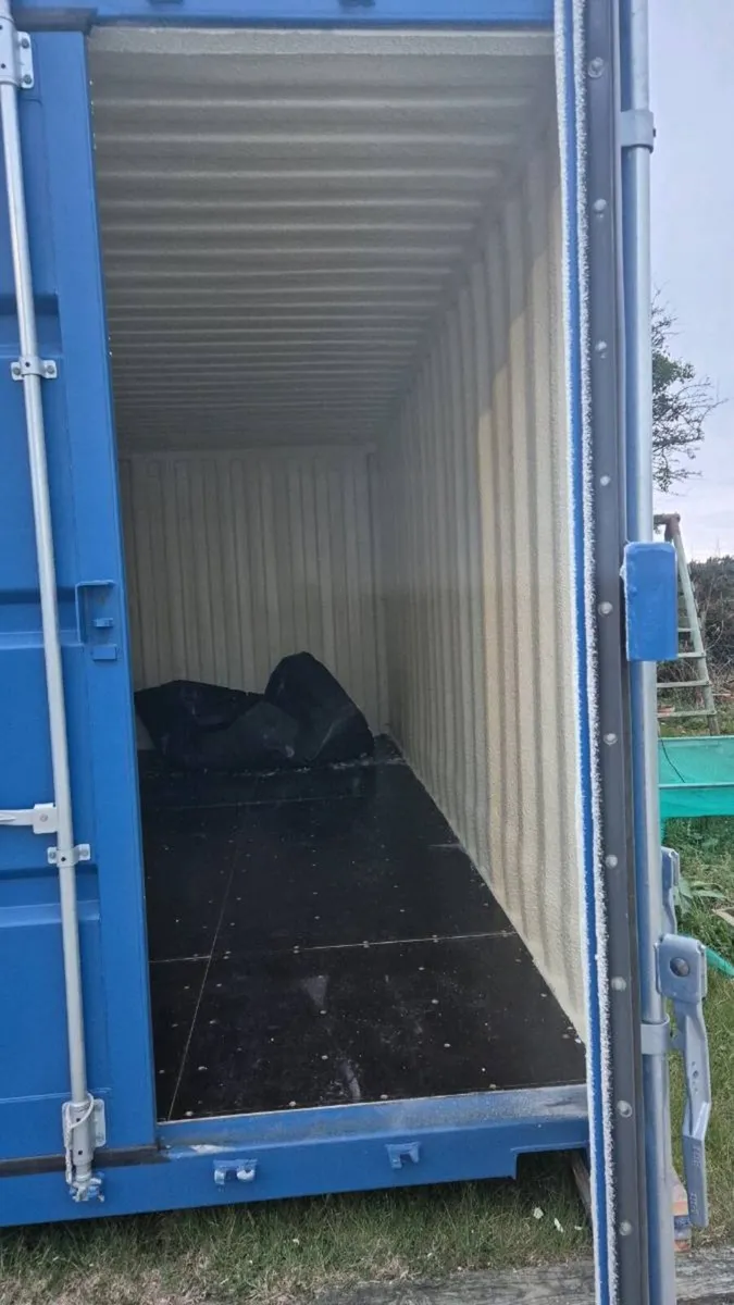 Storage container - Image 2