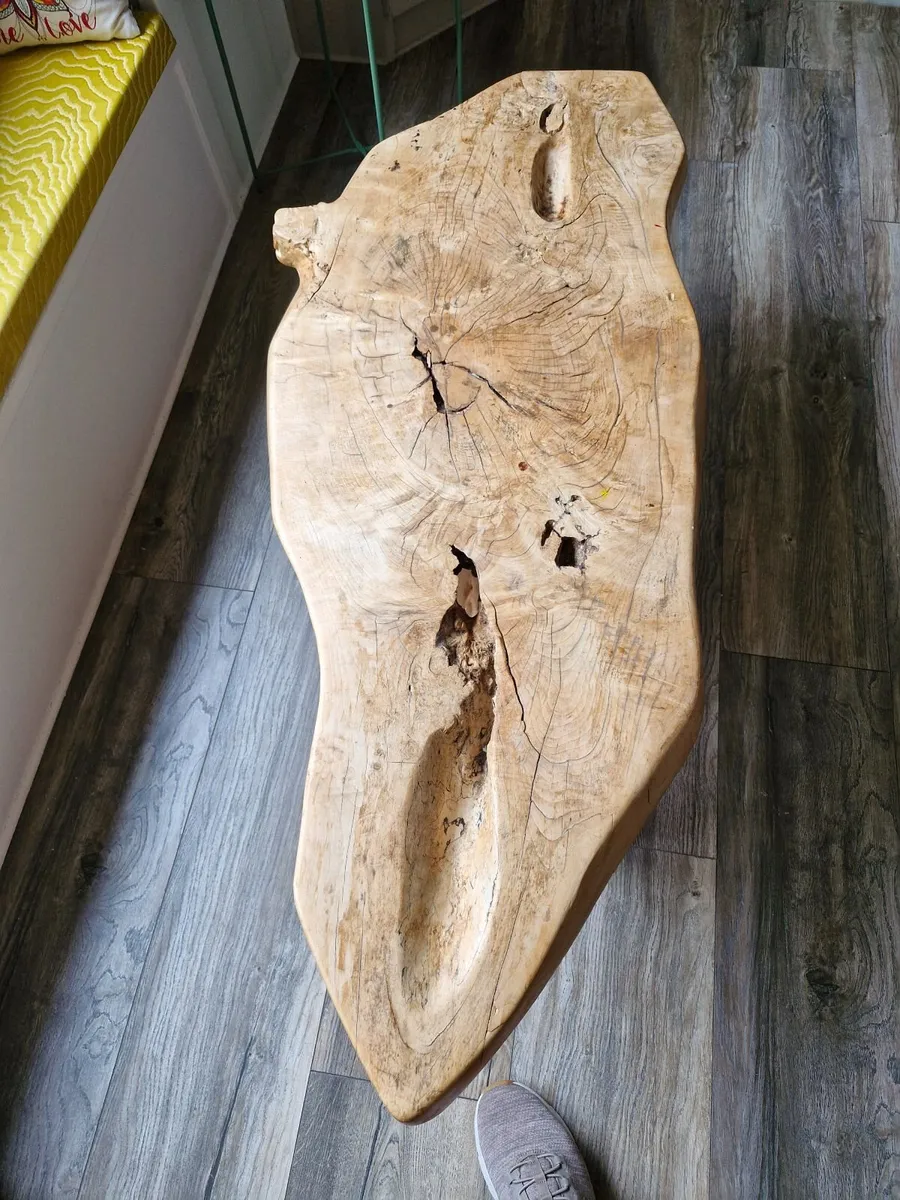 Coffee table - Image 1