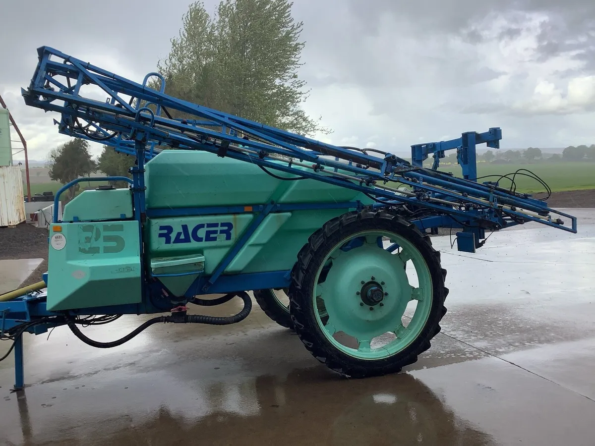 Berthood Trailed Sprayer - Image 3