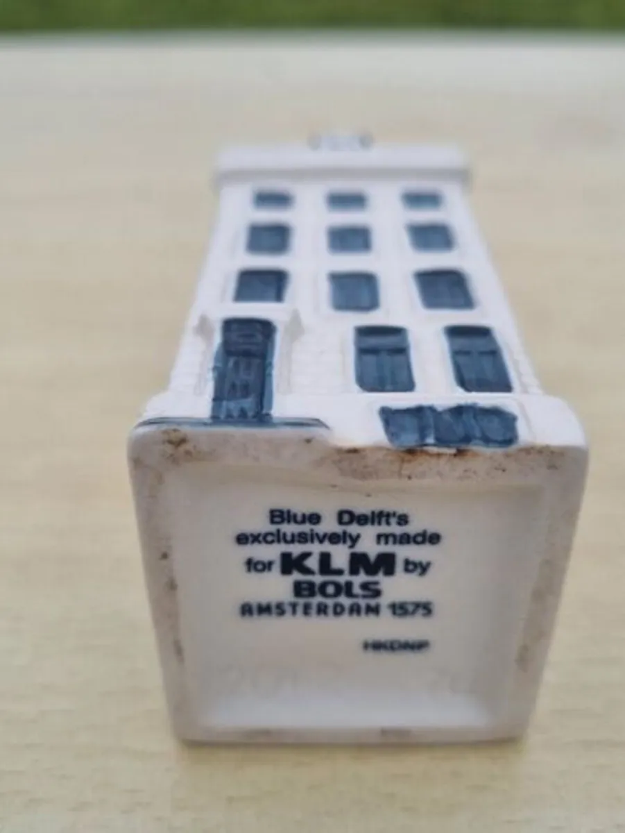 KLM House 74, a miniature house made of Delft Blue - Image 4