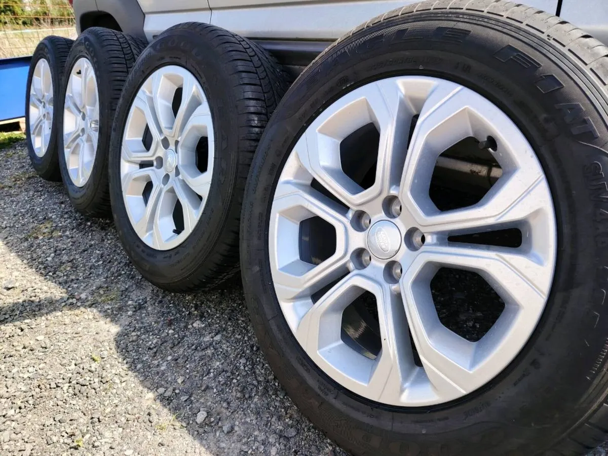 Range Rover alloys with Good Year tyres. 5x108 - Image 1