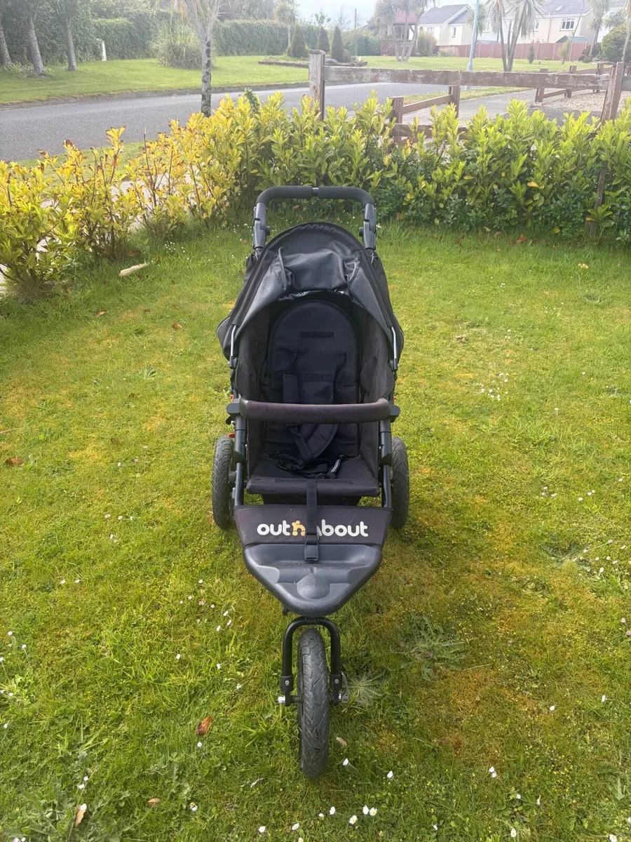 Out N About Nipper Single - Image 2