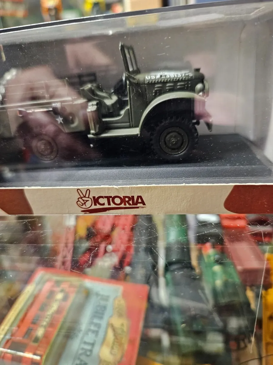 Corgi Victoria American WW2 Truck - Image 2