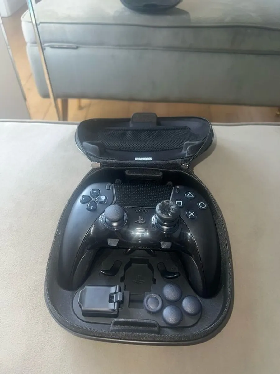 Dualsense Edge - Image 2