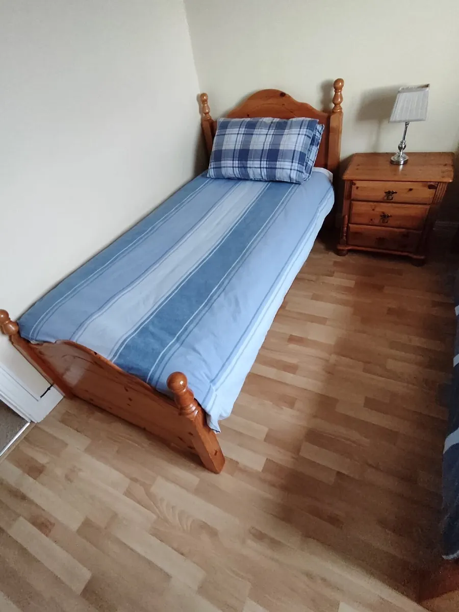 2 Single Beds – Solid Wood Frames - Image 2