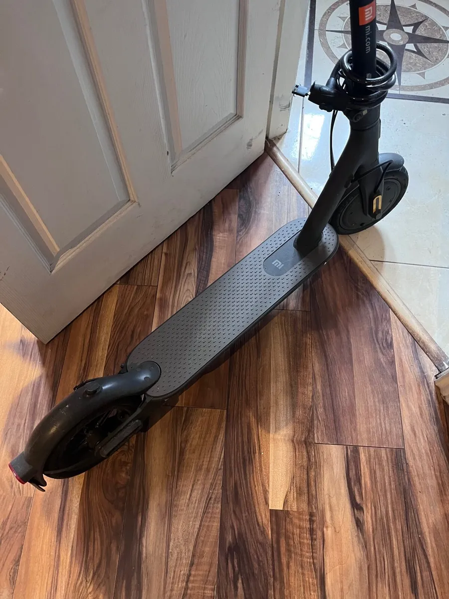 Mi Electric Scooter 1S - Image 1
