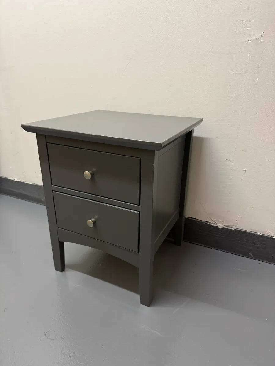 M&S Hastings 2 Drawer Bedside Table. - Image 2