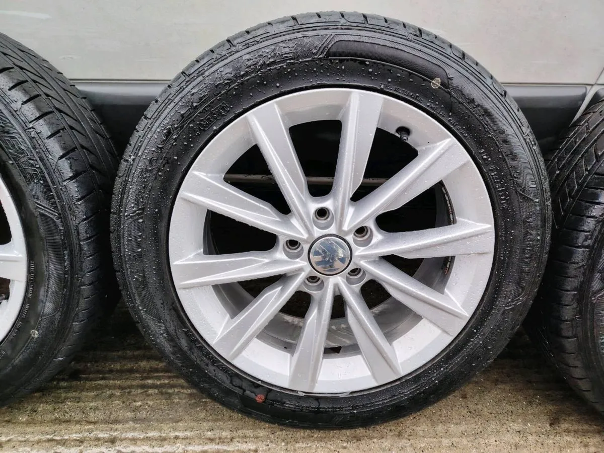 VW alloy wheels with Good Year tyres - Image 3