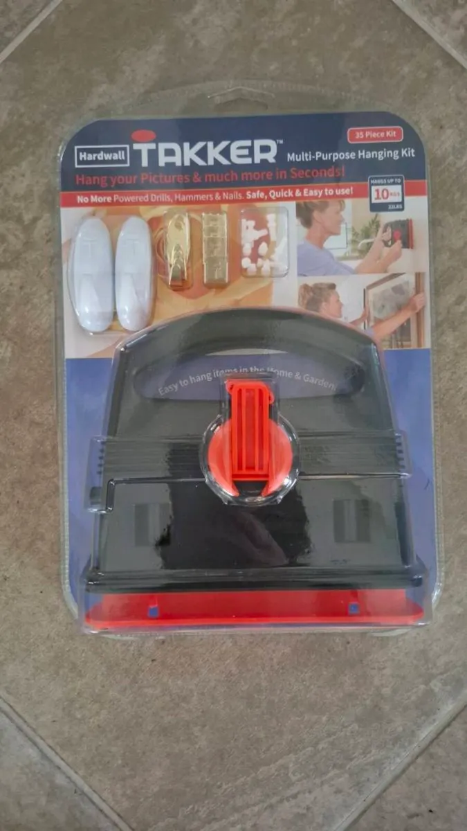 Takker Hanging Kit - Image 1