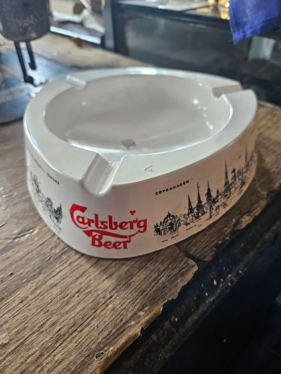 Vintage Retro Carlsberg Ashtray - Image 1