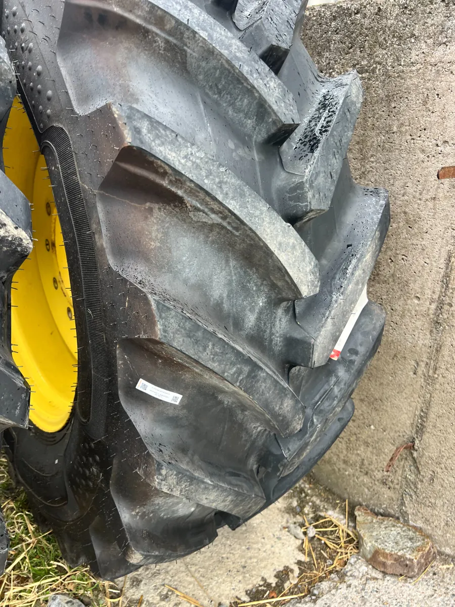 John Deere Rims and Tyres - Image 2