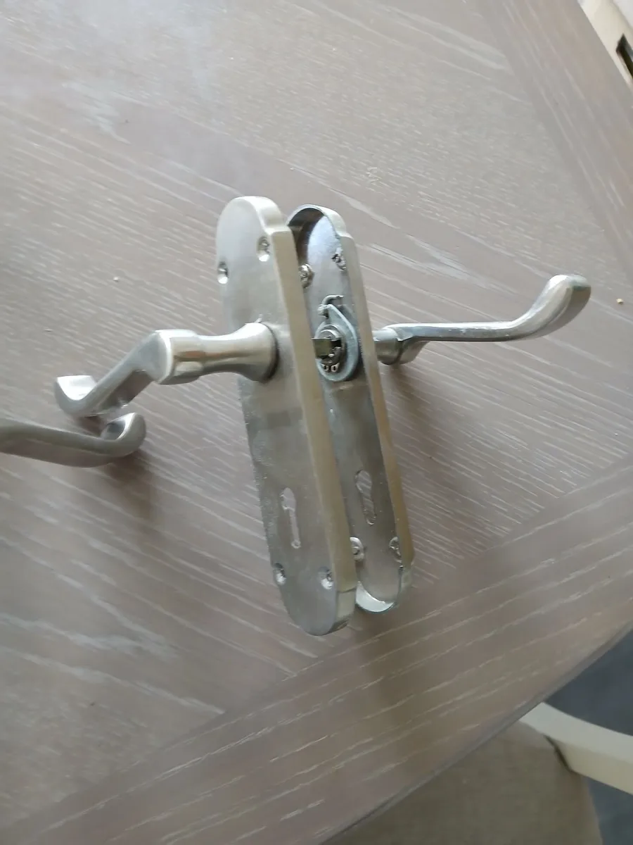 Door handles - Image 1
