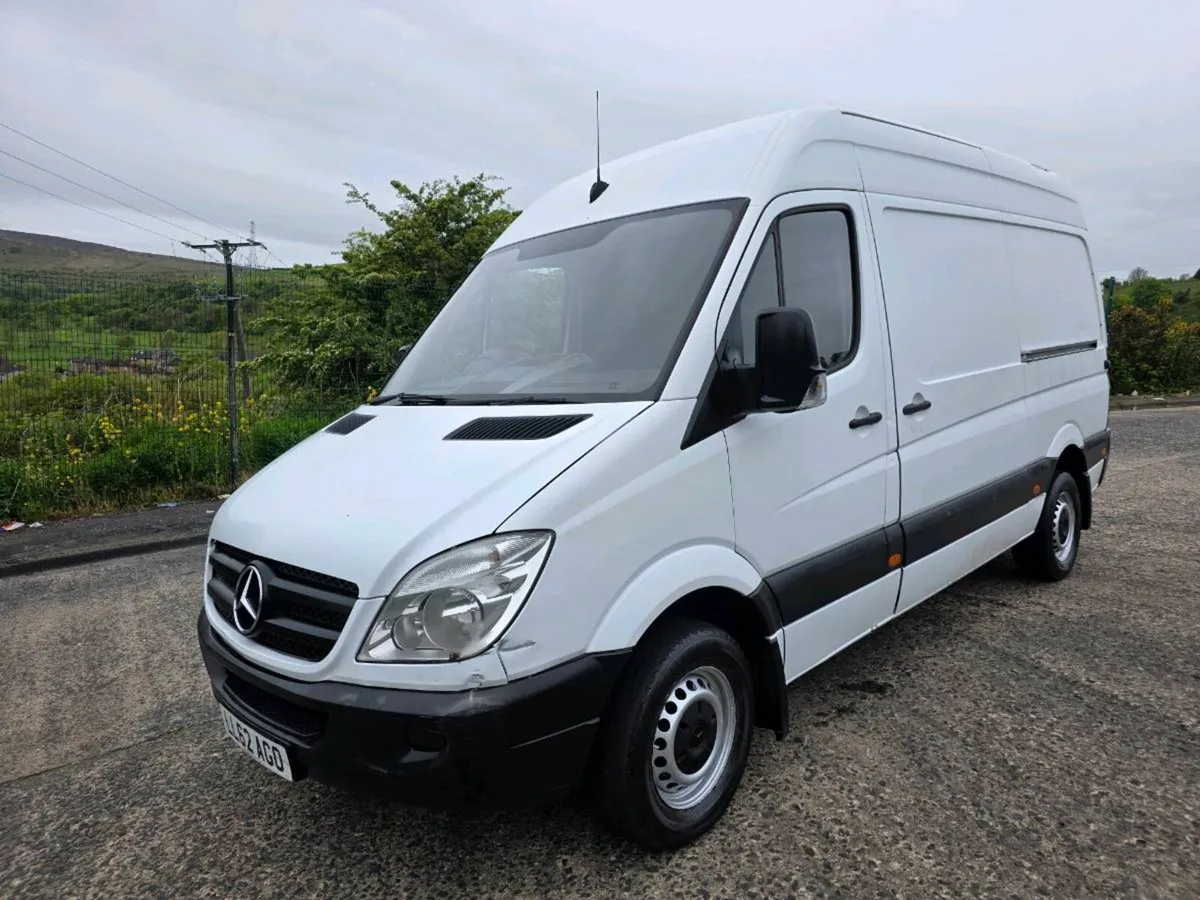 Mercedes sprinter swb highroof - Image 2
