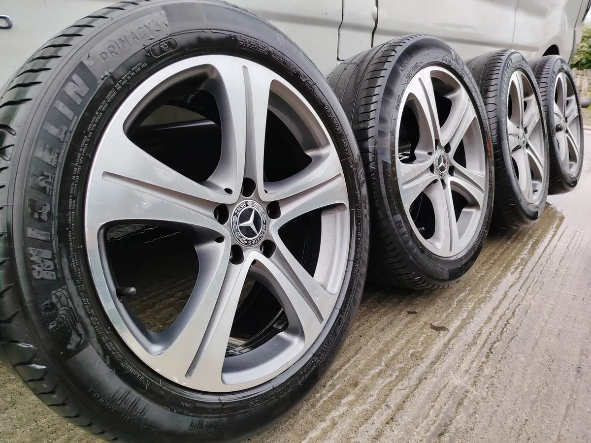 18" Mercedes E-class alloy wheels - Image 1