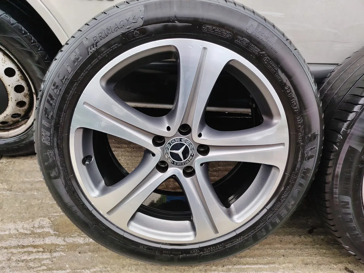 18" Mercedes E-class alloy wheels - Image 3