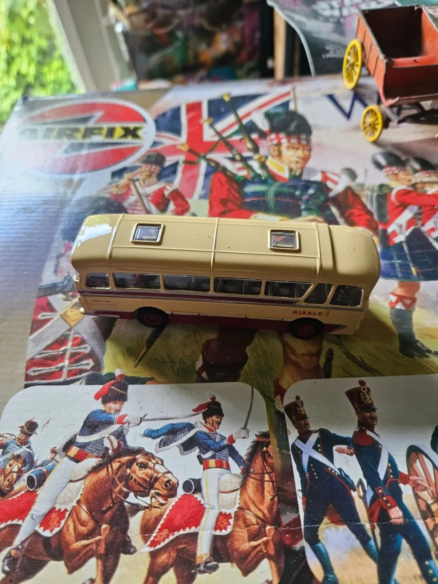 Corgi Bus - Image 3