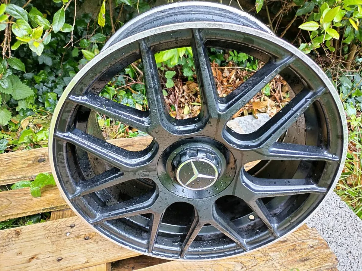 Mercedes Alloys (Replicas) 19 inch- Great looking - Image 2