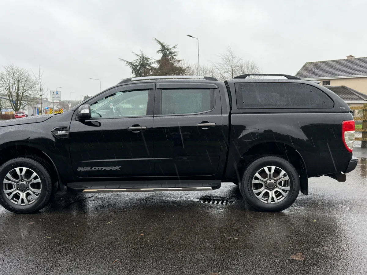 STUNNING 3.2 AUTO WILDTRAK WITH TIMING CHAIN - Image 3