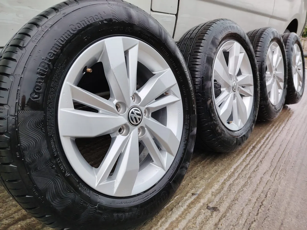 15" VW Polo alloys with Continental tyres.Like new - Image 1