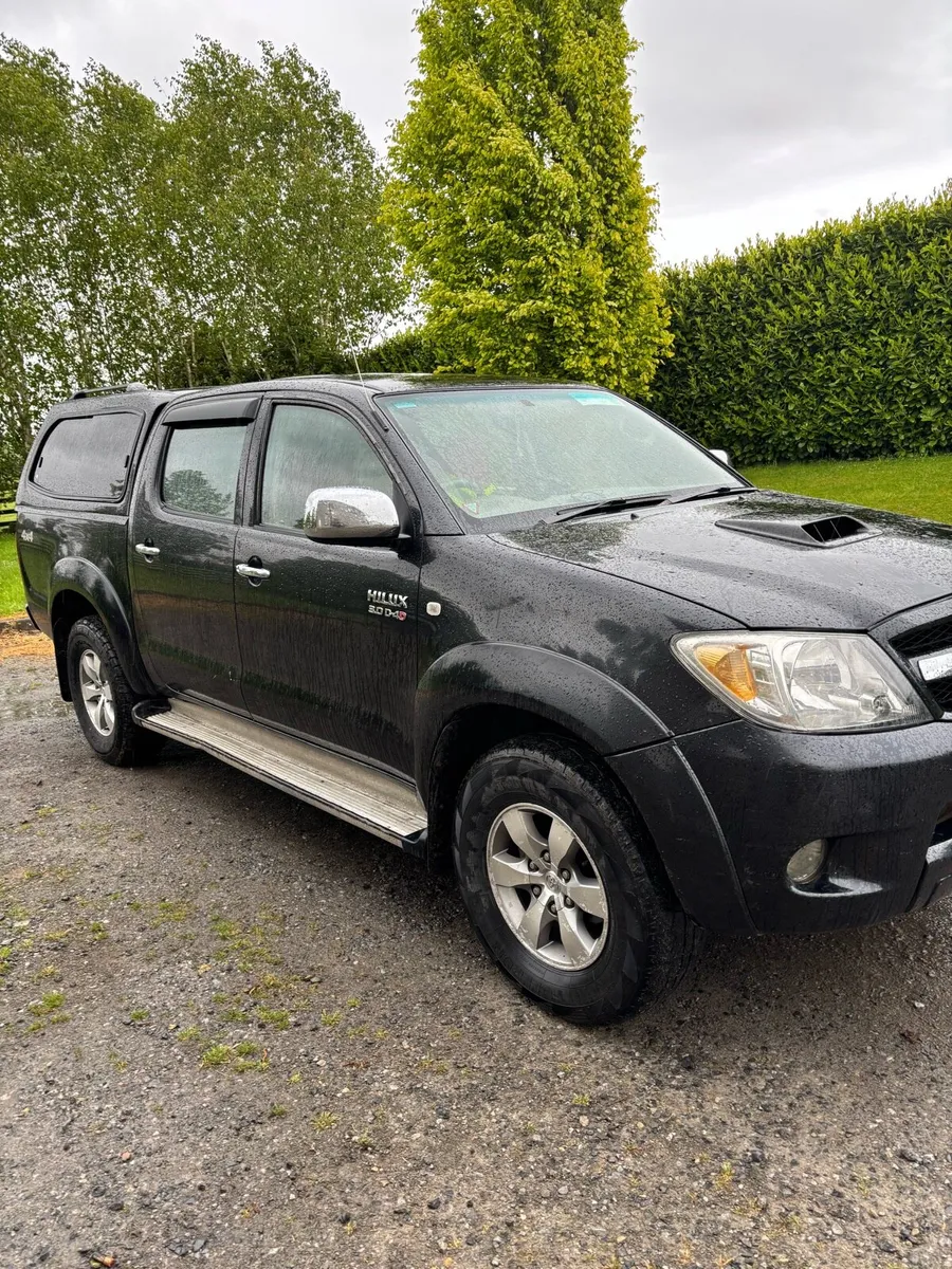 Toyota hilux - Image 1