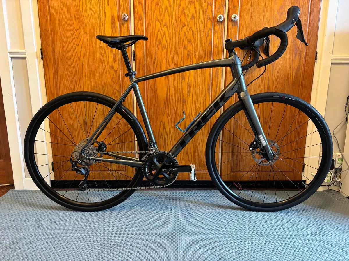 58cm Trek Domane AL 5 Gen 3 Disc - Image 1