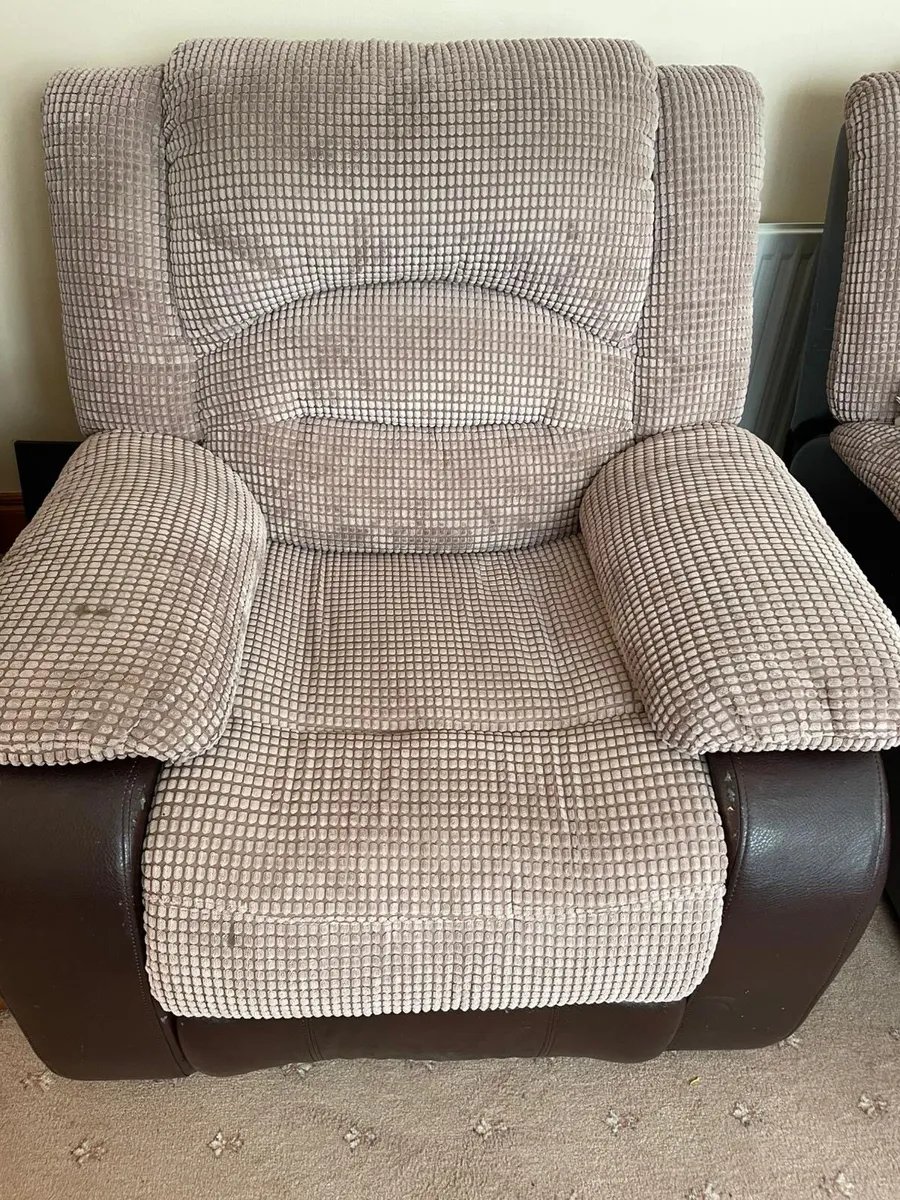 Armchairs - Image 2