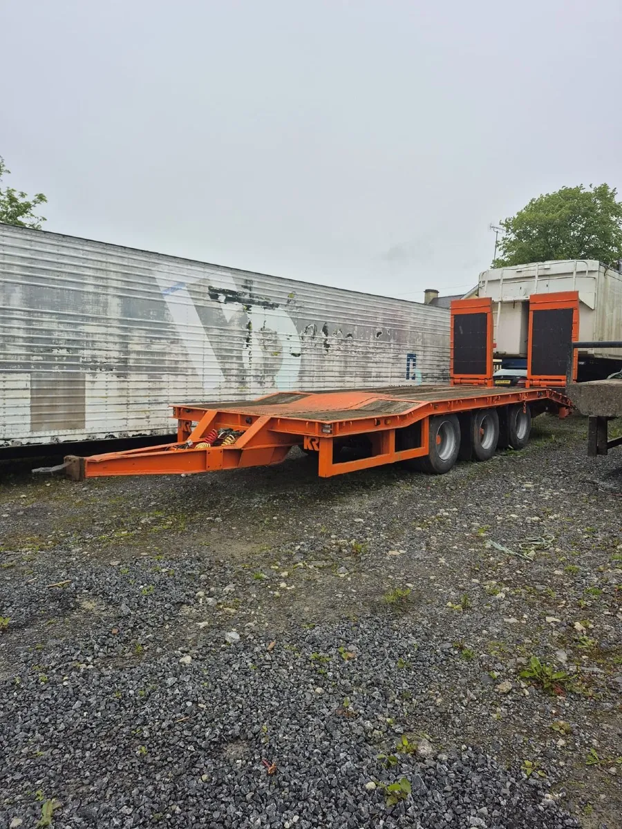 Low Loader - Image 1