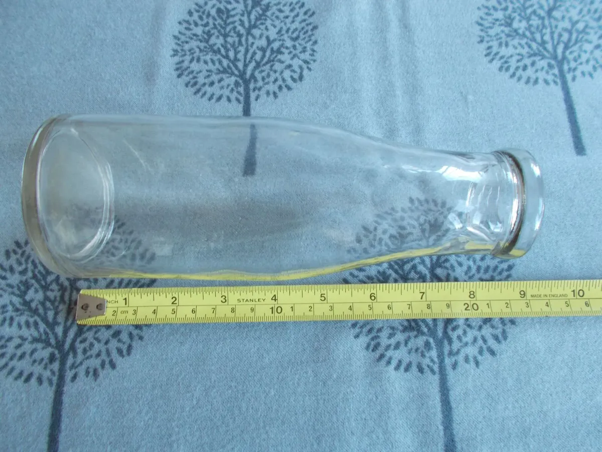 Howth Castle Demesne Dairy Milk Bottle - Image 4