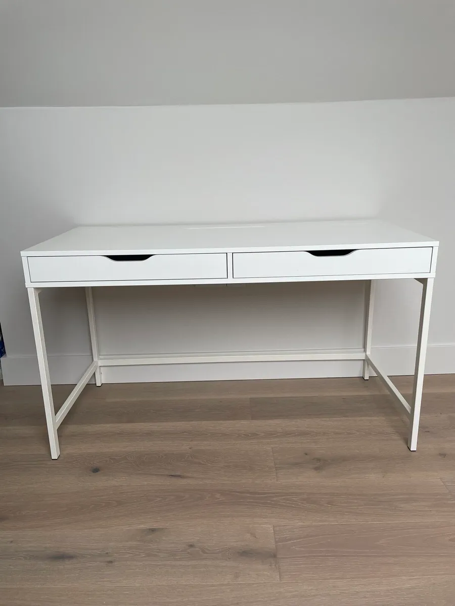 Desk - Image 1