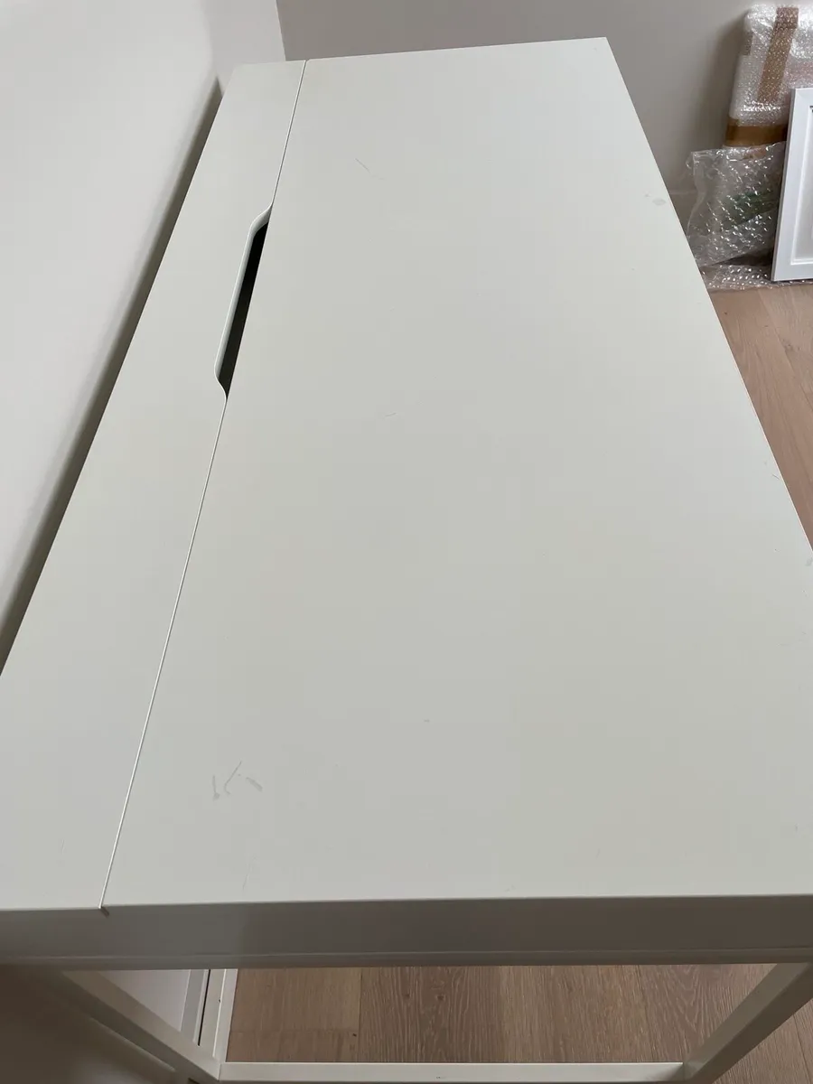 Desk - Image 2