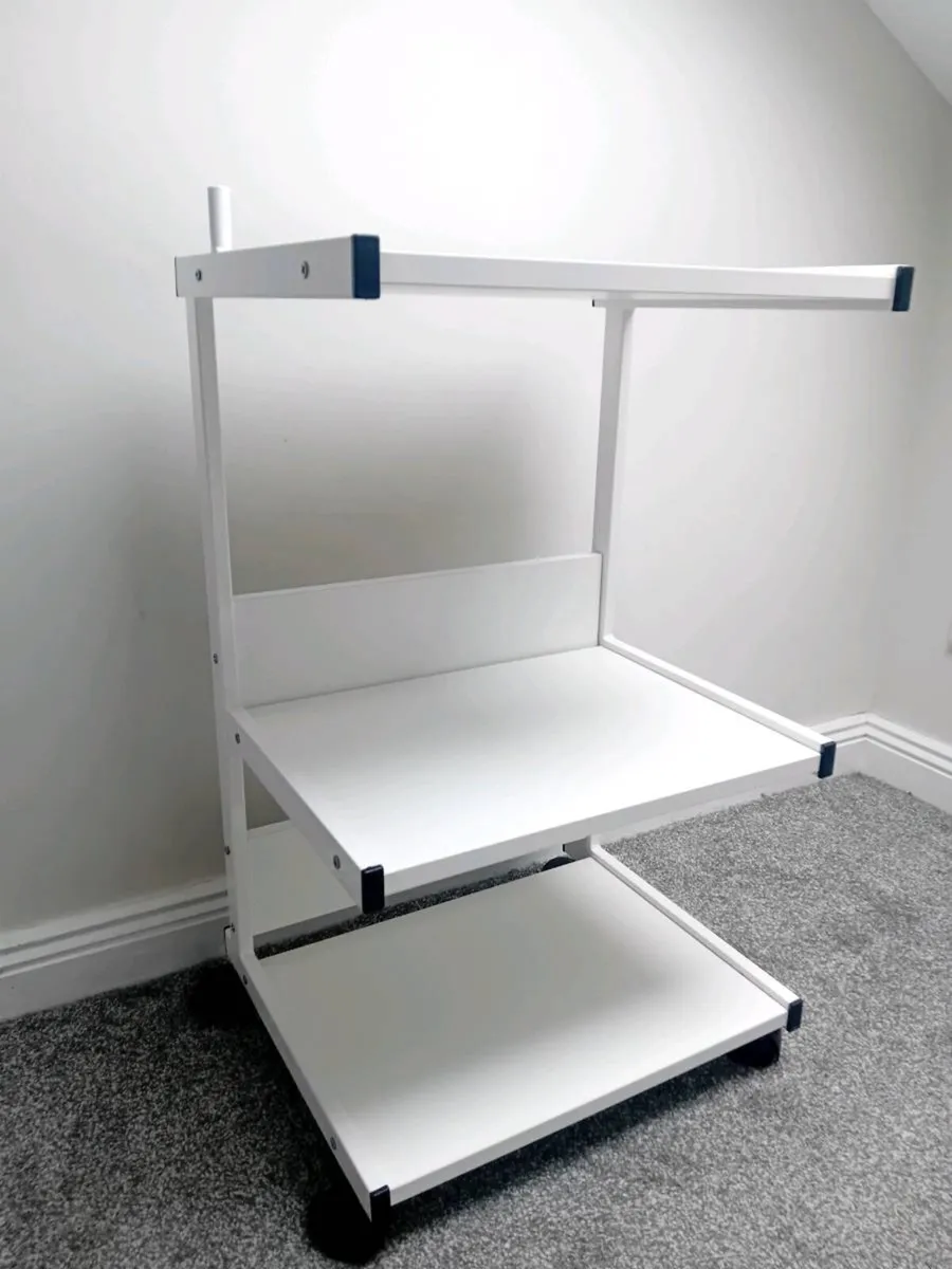 Salon trolley - Image 1